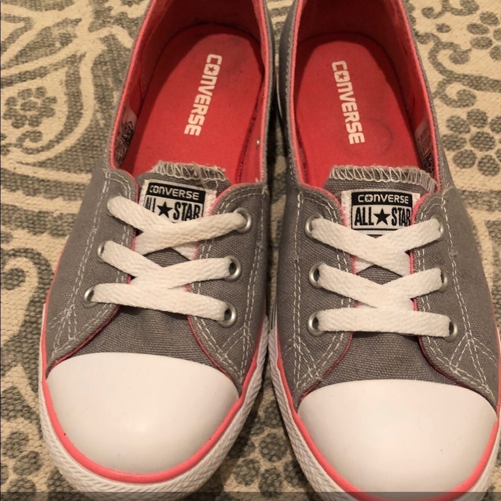 Converse size 8